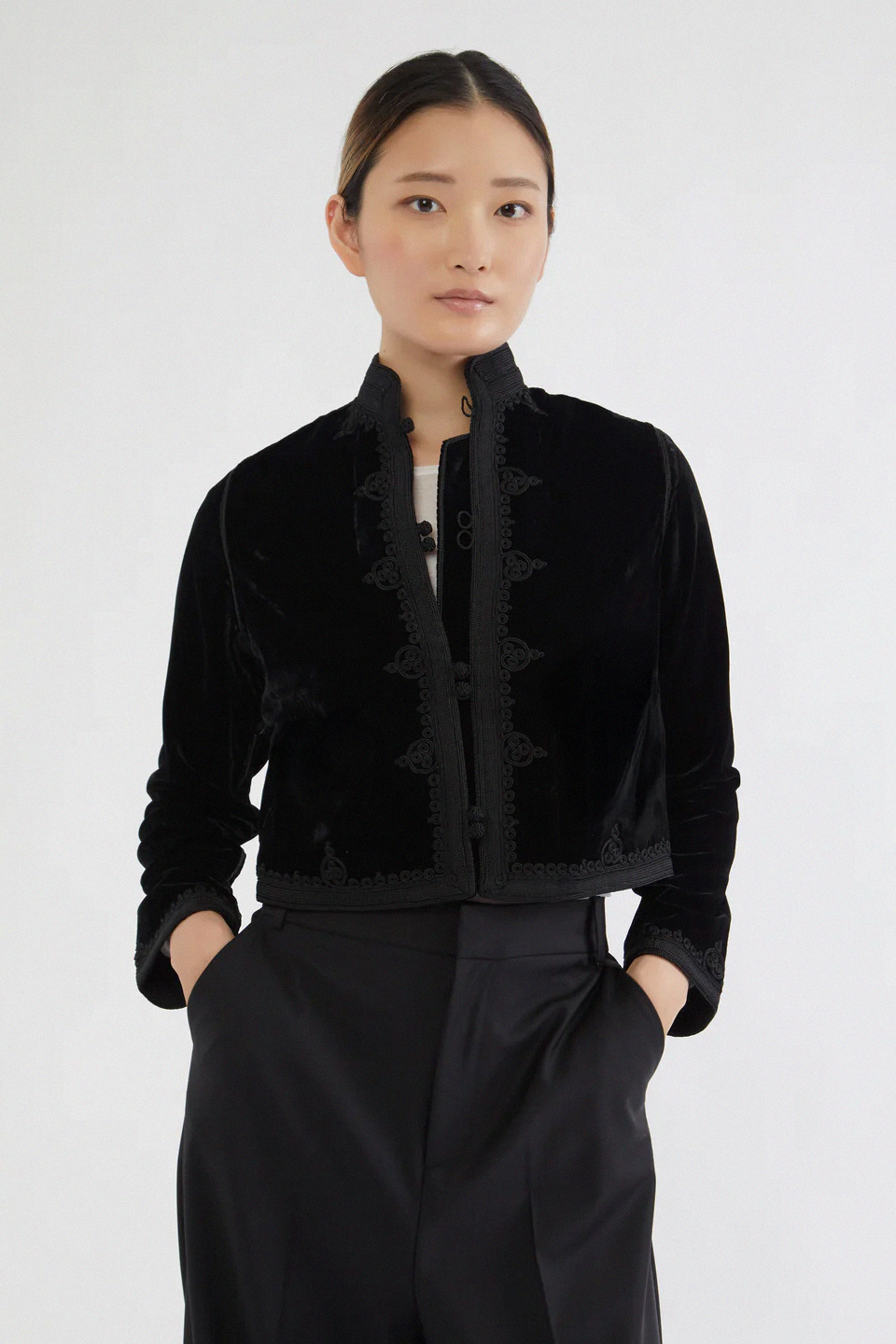 Black Velvet – Luxury Short Bohemian Jacket