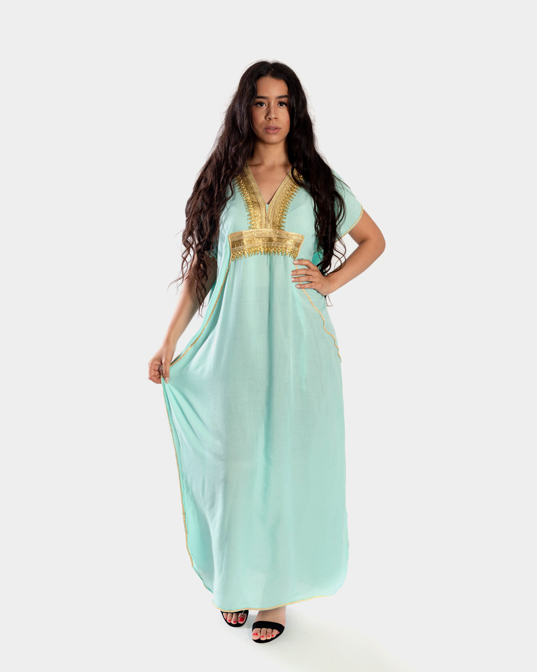 Gandoura – Robe Orientale Marocaine avec Broderie Dorée