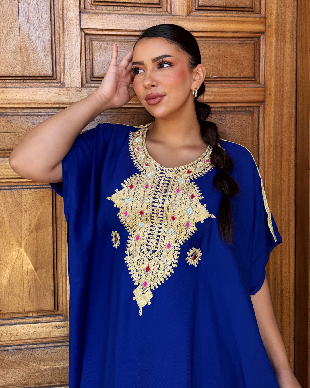 Gandoura – Robe Bleue Royale Oversize avec Broderie Amazigh