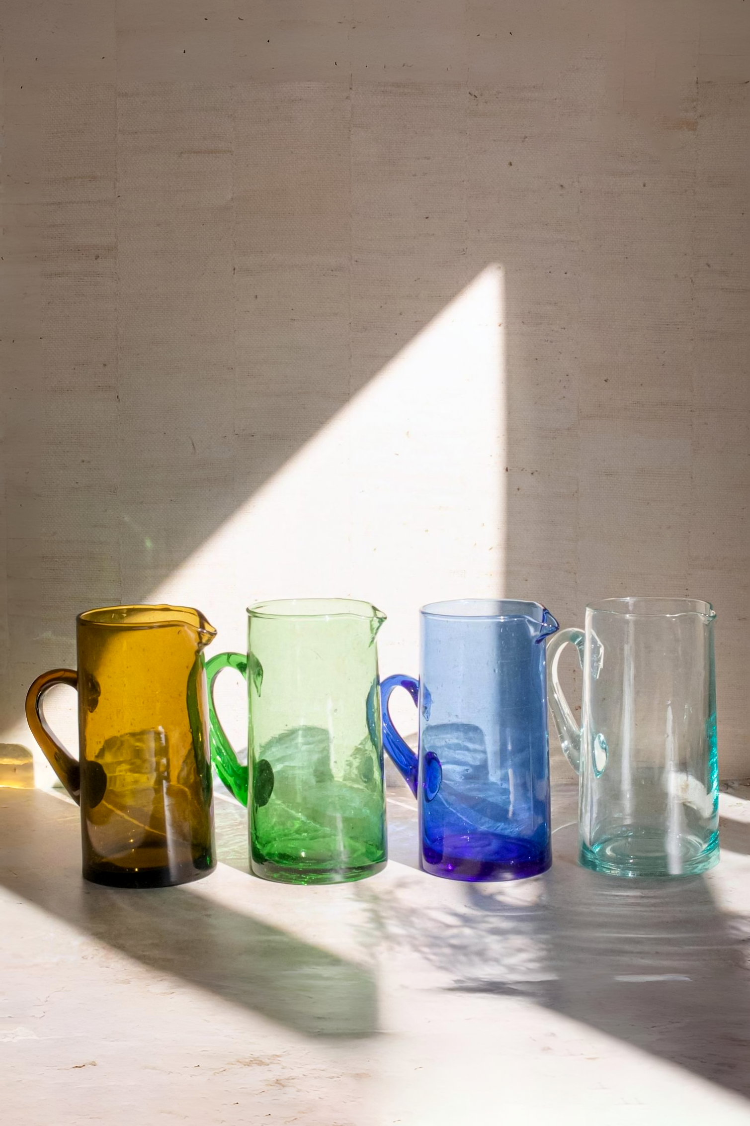 Beldi Carafe – Hand-Blown Minimalist Glass