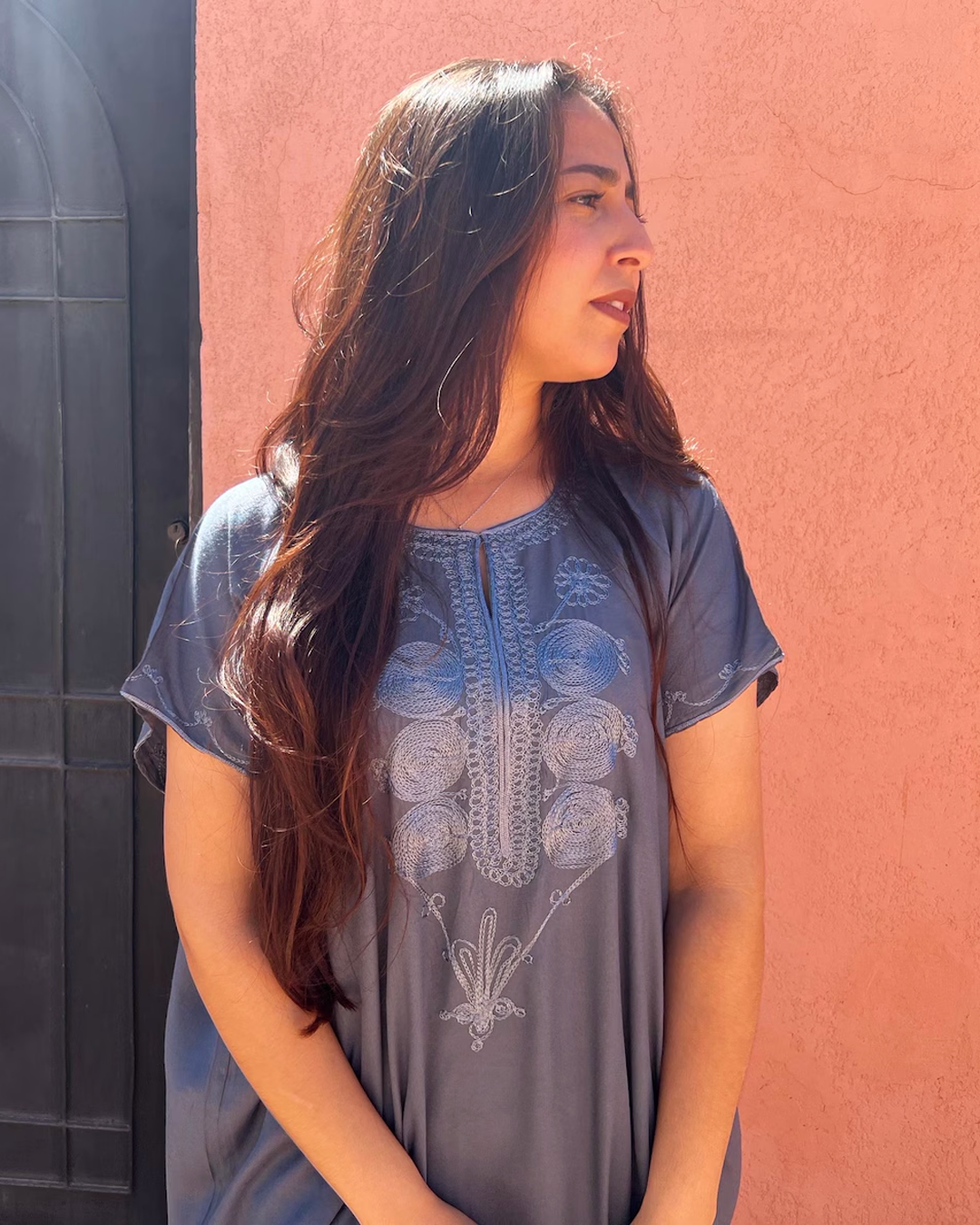 Gandoura Marrakchiya – Elegant Embroidered Kaftan Dress