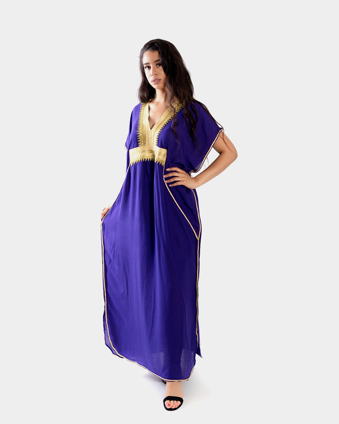 Gandoura – Robe Orientale Marocaine avec Broderie Dorée