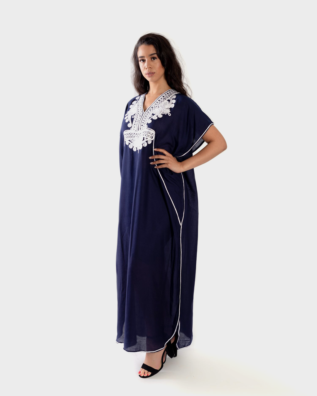 Gandoura – Robe Marocaine Chic avec Broderie