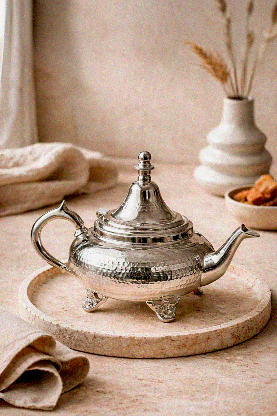Aladdin – Moroccan Teapot with Legs