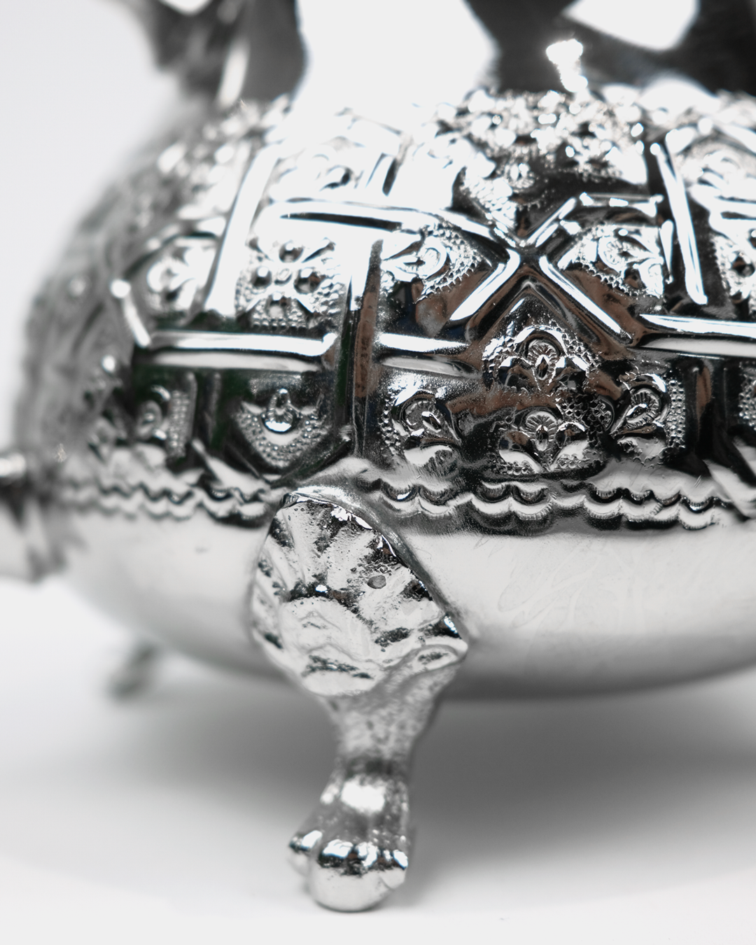 Moroccan Beldi Teapots with Legs in Silver