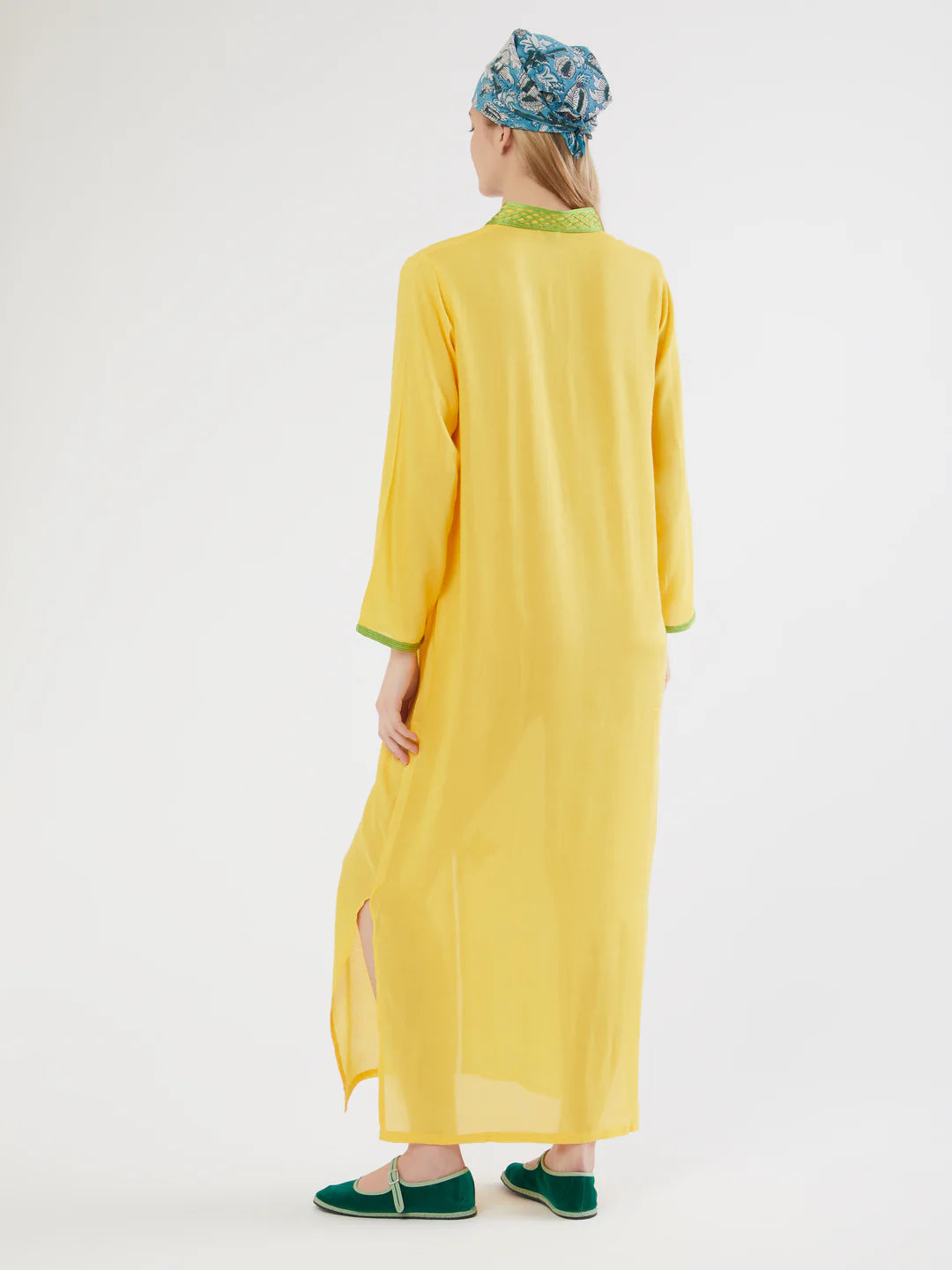Nayla – Caftan en Soie Marocain