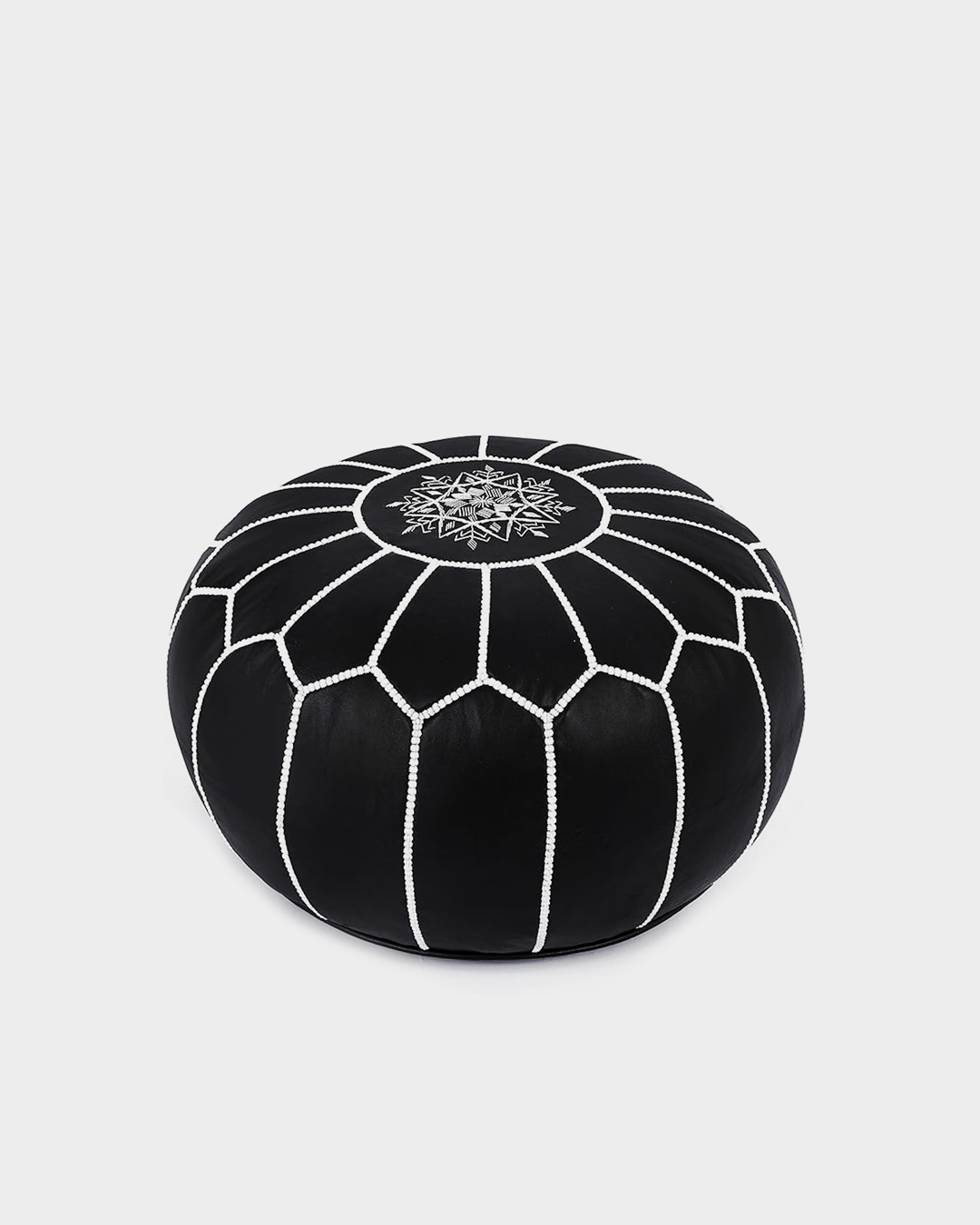 Pouf Marocain en Cuir avec Broderie Traditionnelle