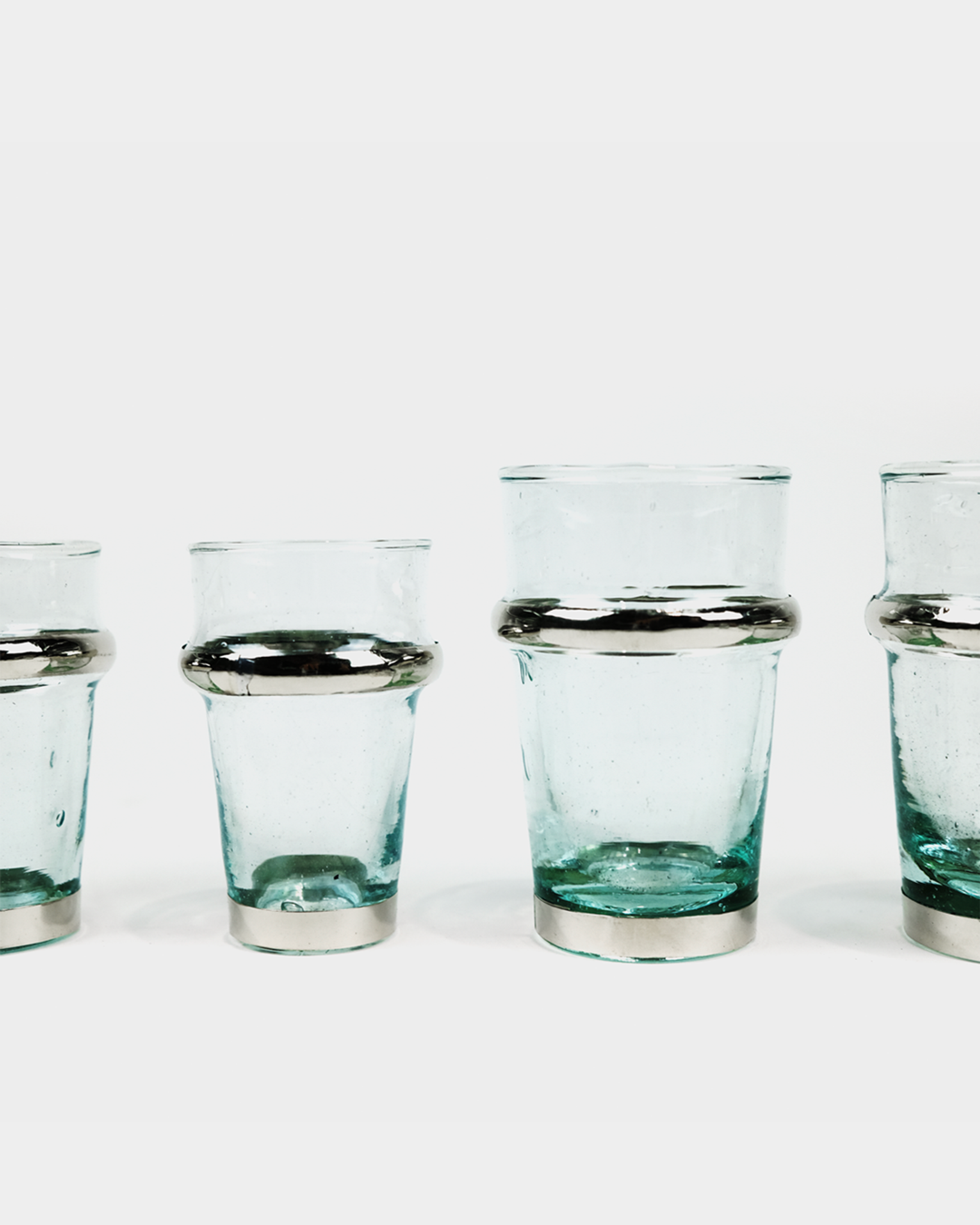 Set de 6 Verres à Thé Marocains avec Finitions Argentées