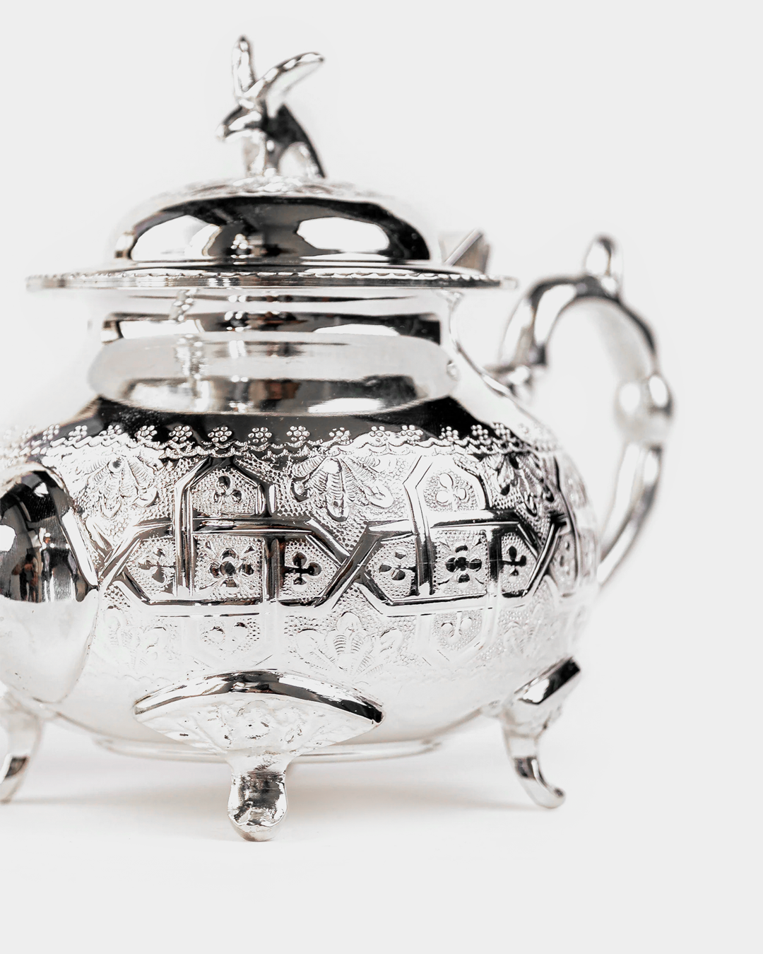 Moroccan Luxury Teapots in Silver with Legs