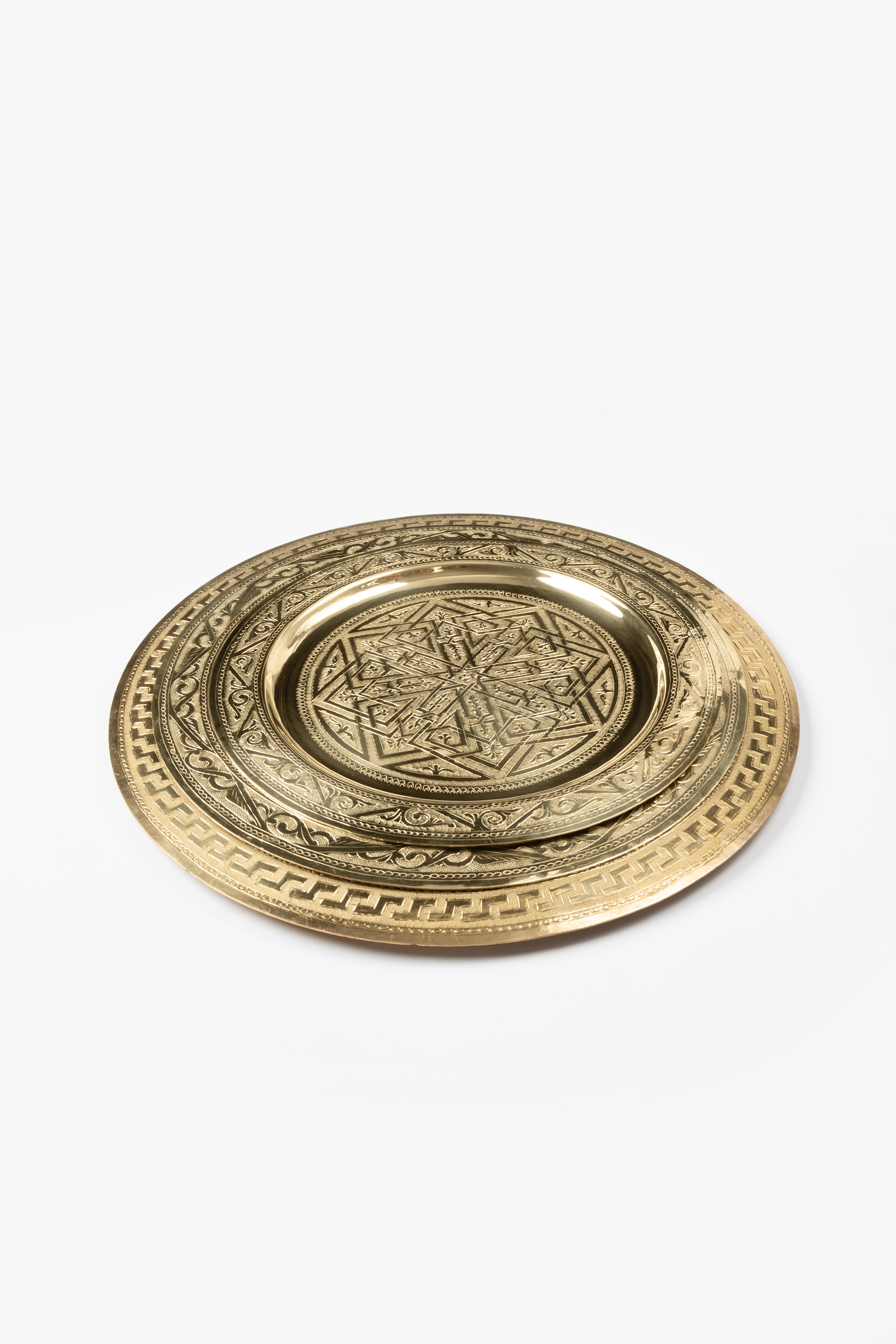 Malika – Moroccan Tray with Traditional Engravings