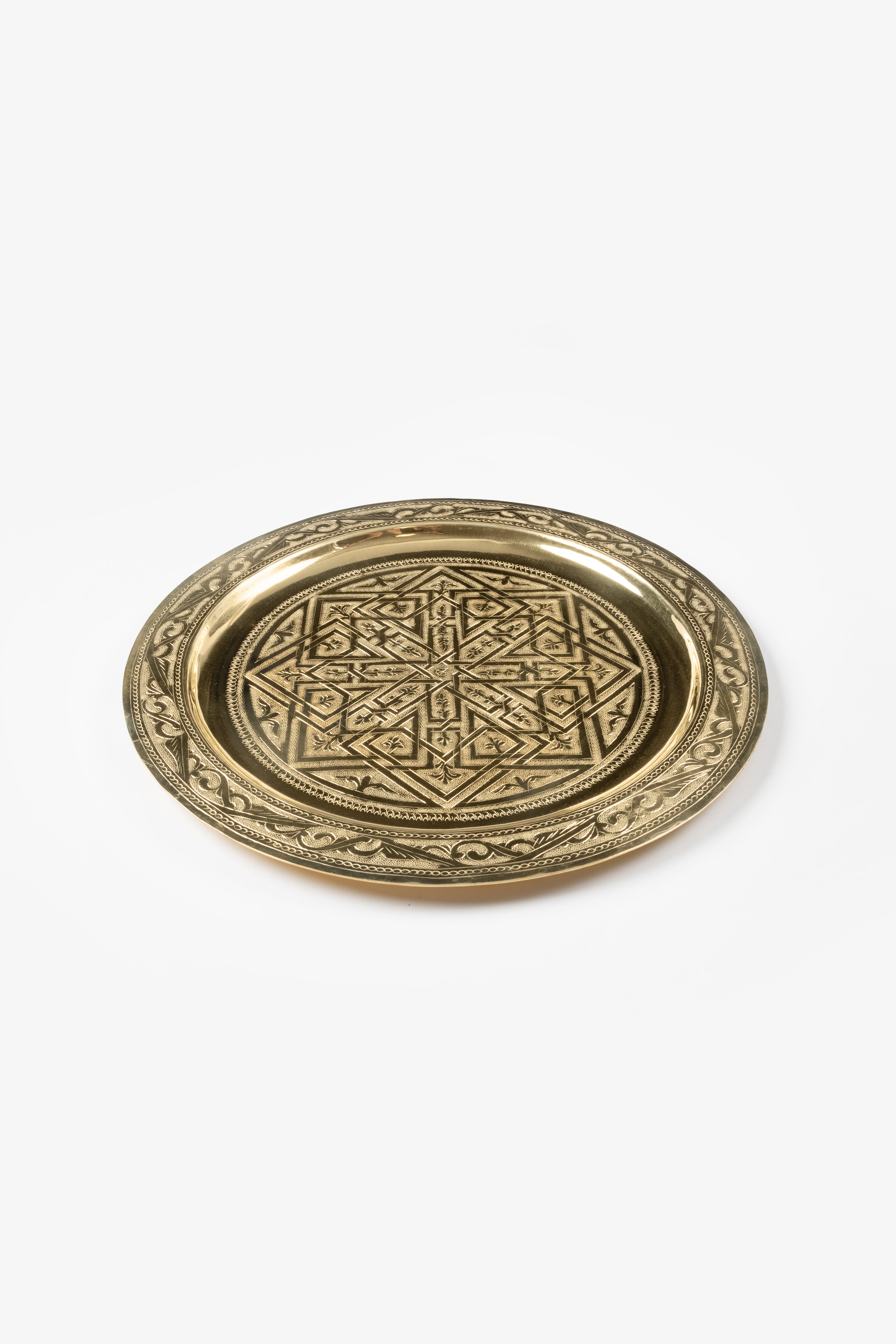 Malika – Moroccan Tray with Traditional Engravings