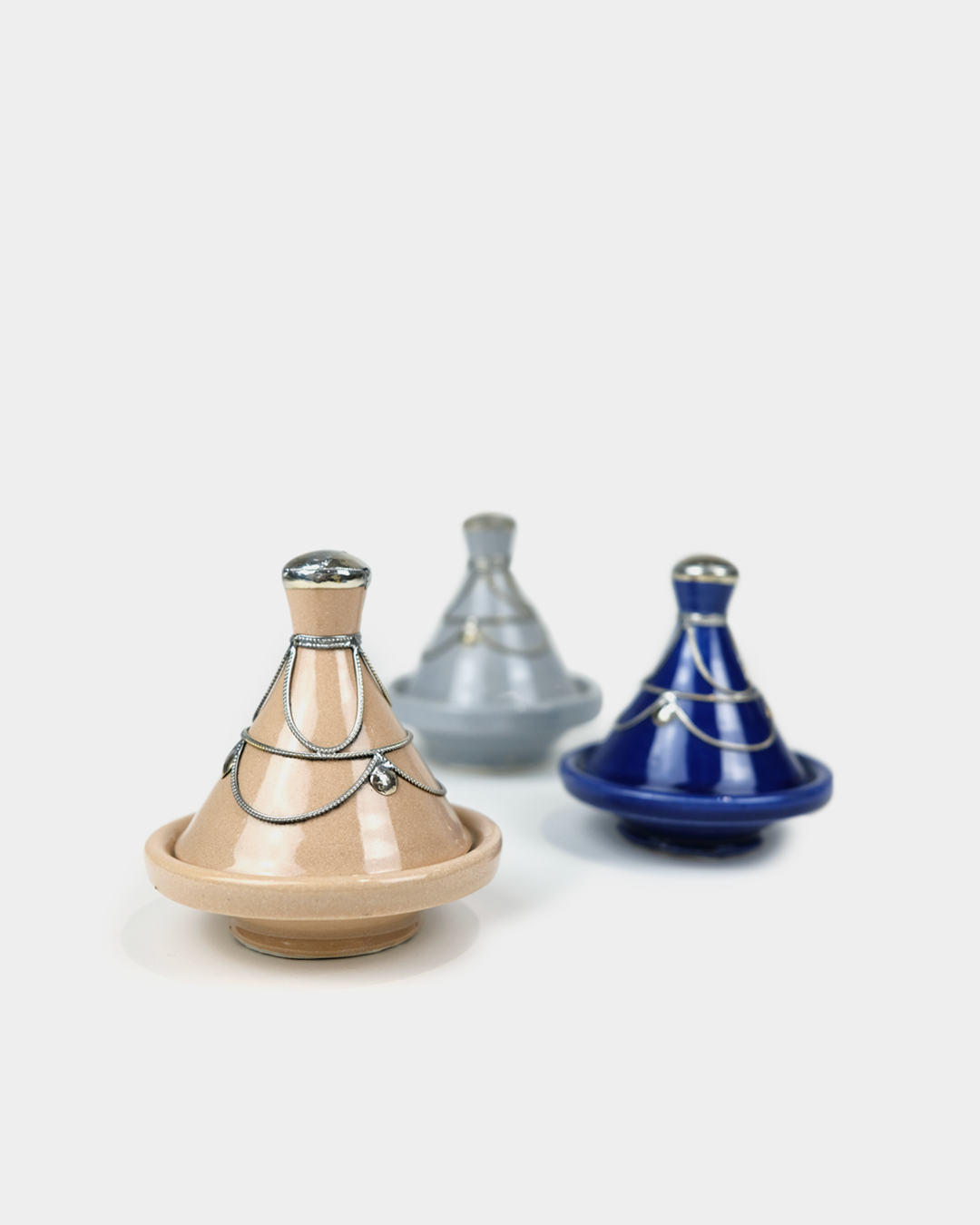 Mini Tajine Traditionnel avec Décoration Métallique
