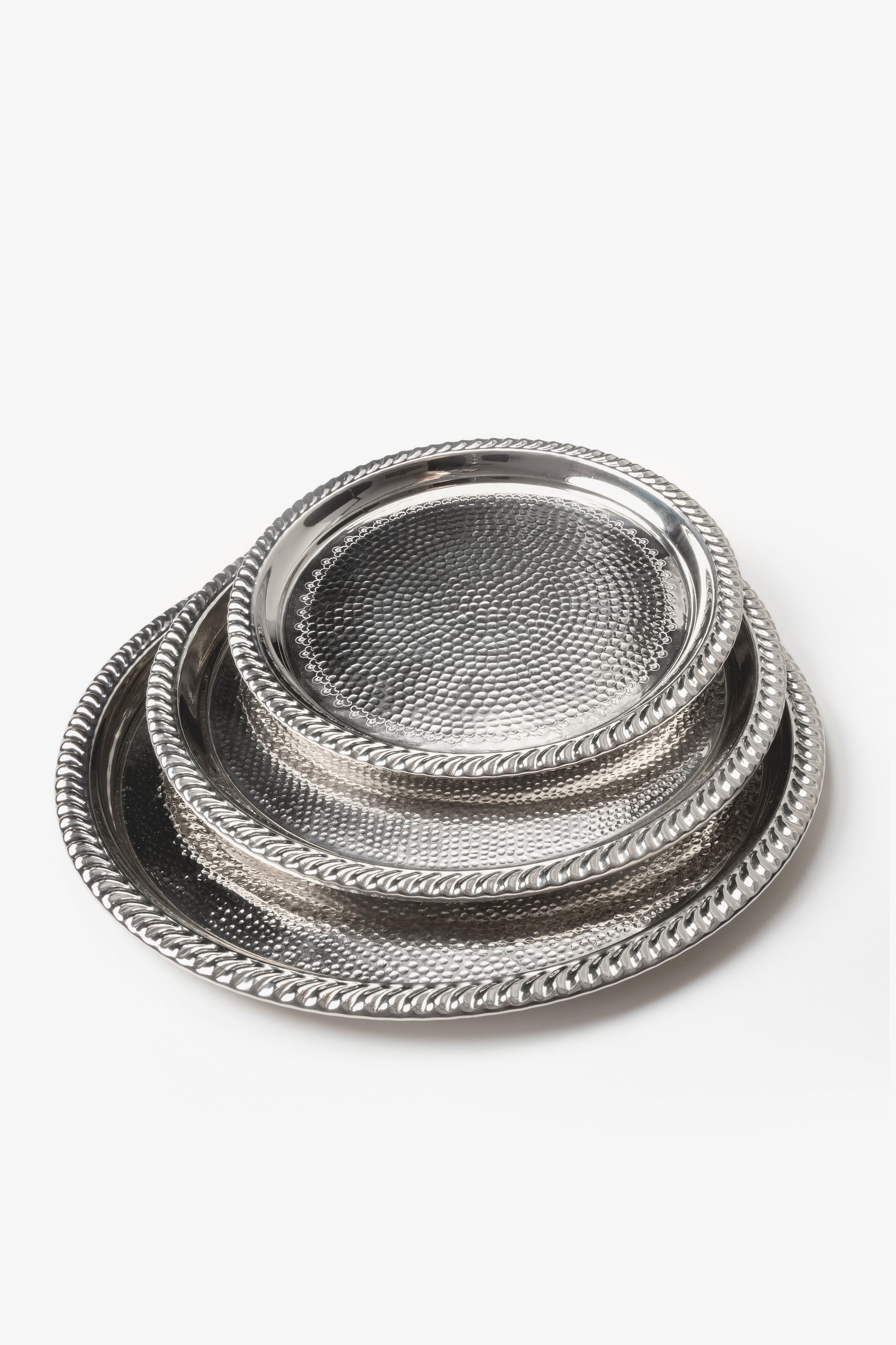 Nour – Moroccan Tray with Hammered Finish