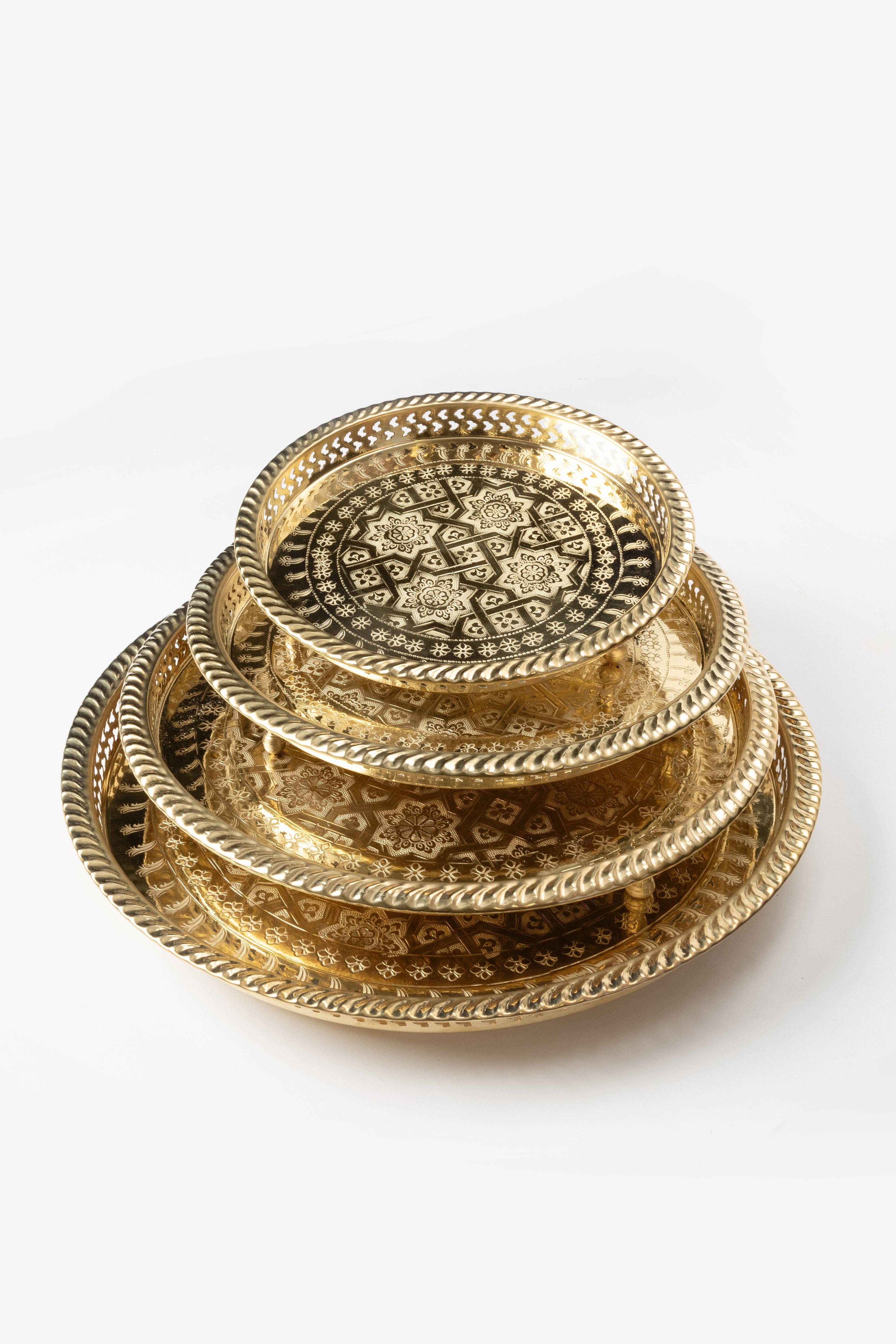 Layali – Moroccan Legs Tray with Traditional Engravings