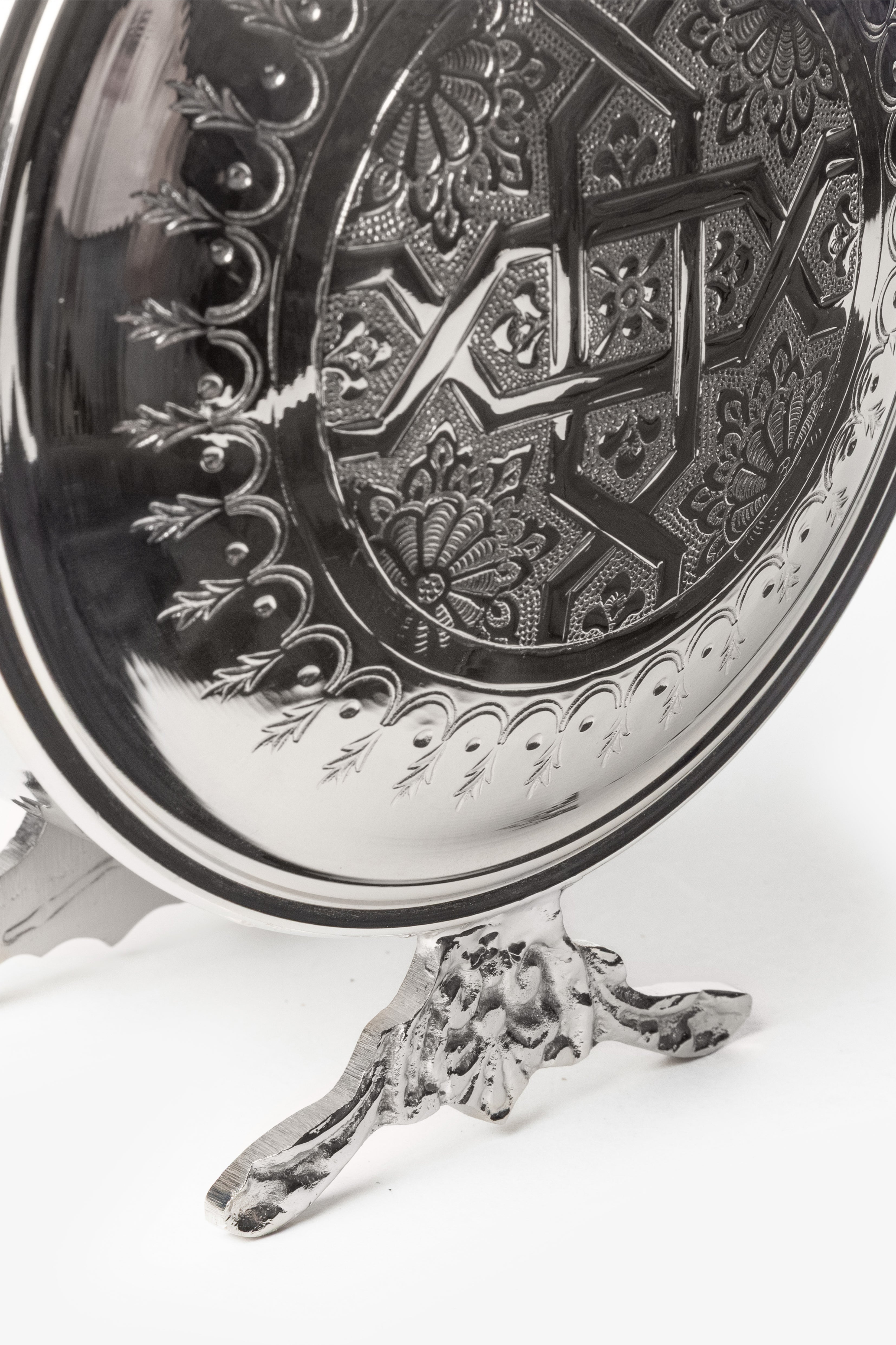 Fezza – Moroccan Legs Teapot with Traditional Sculpture