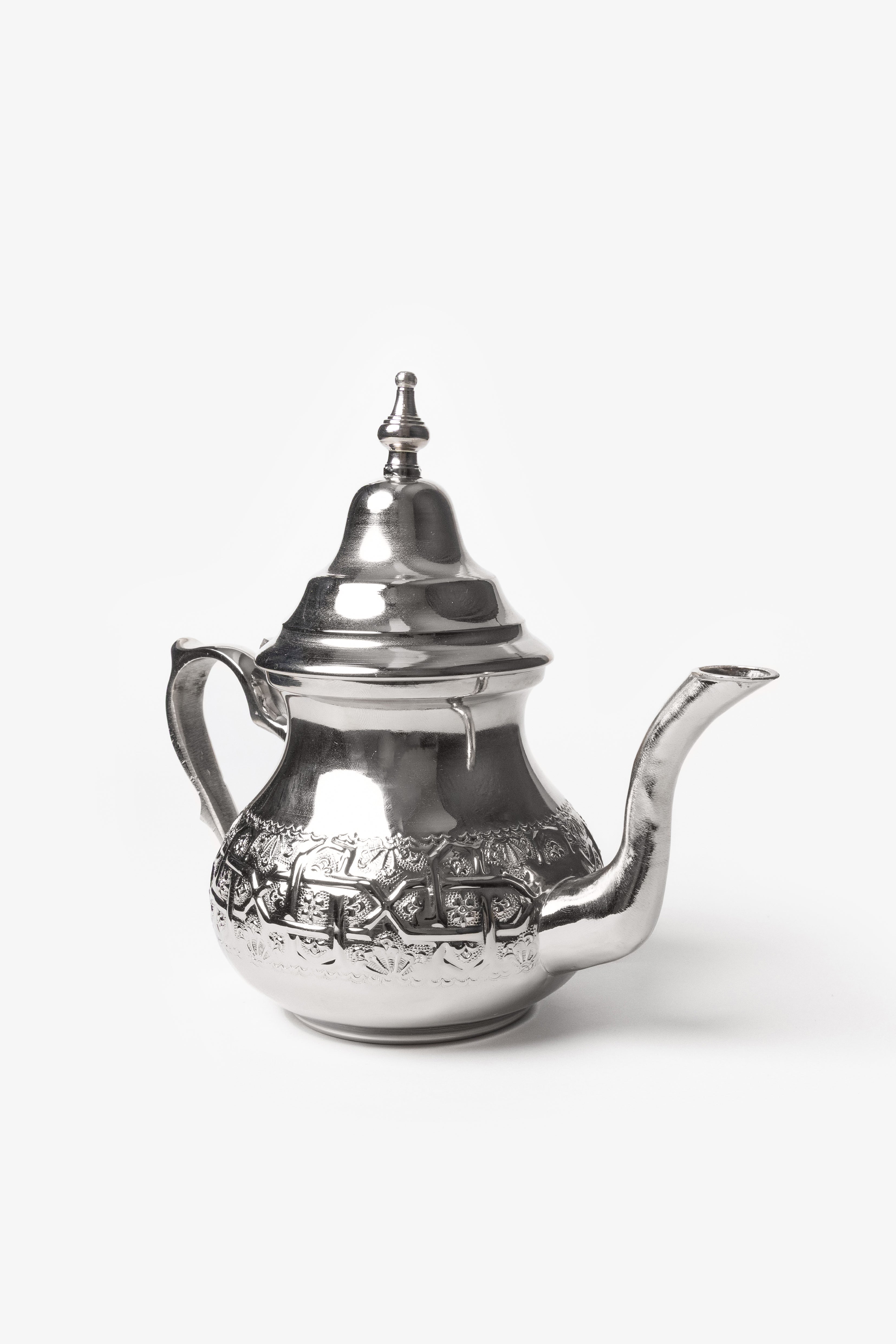 Moulay – Moroccan Teapot with Traditional Engravings