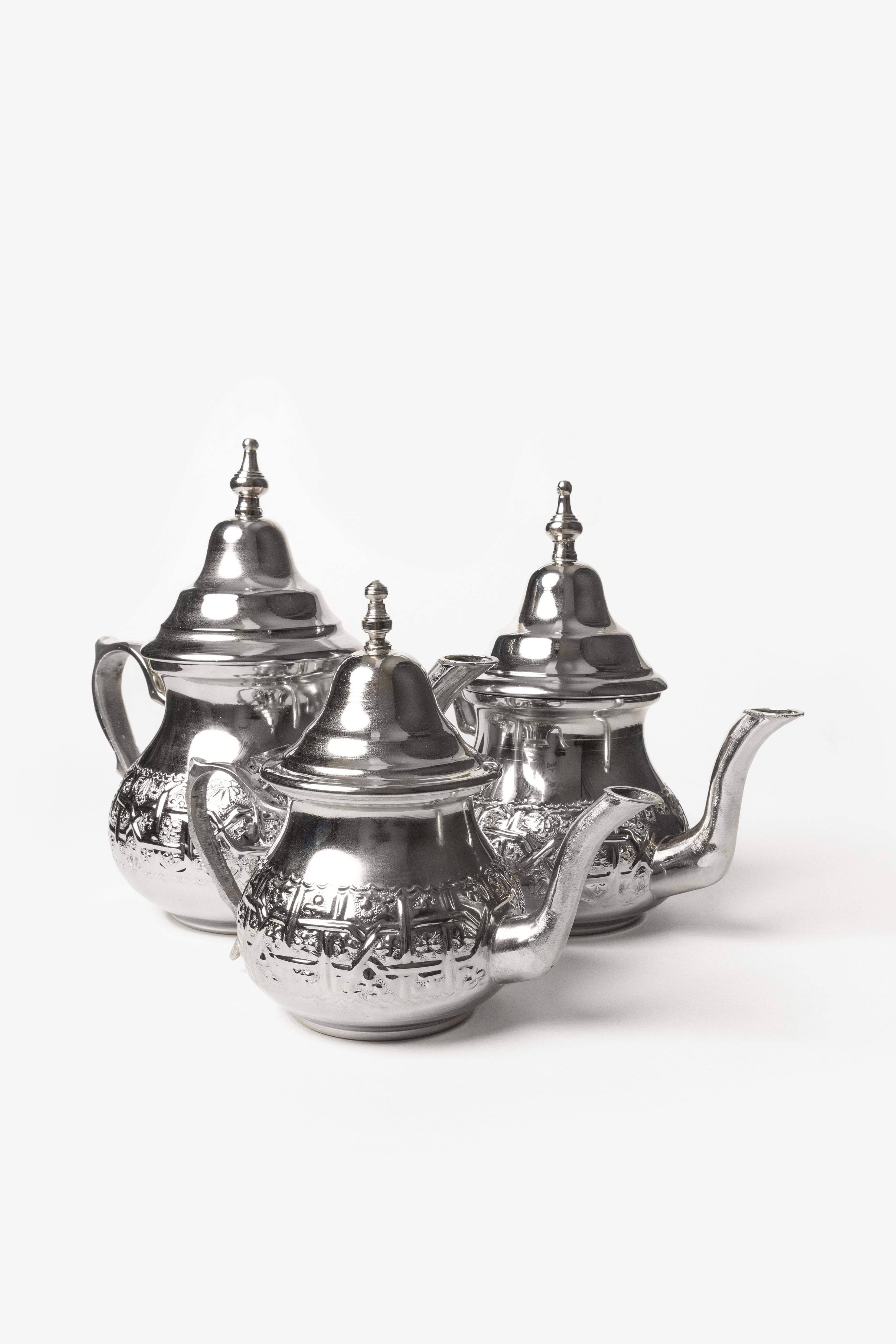 Moulay – Moroccan Teapot with Traditional Engravings