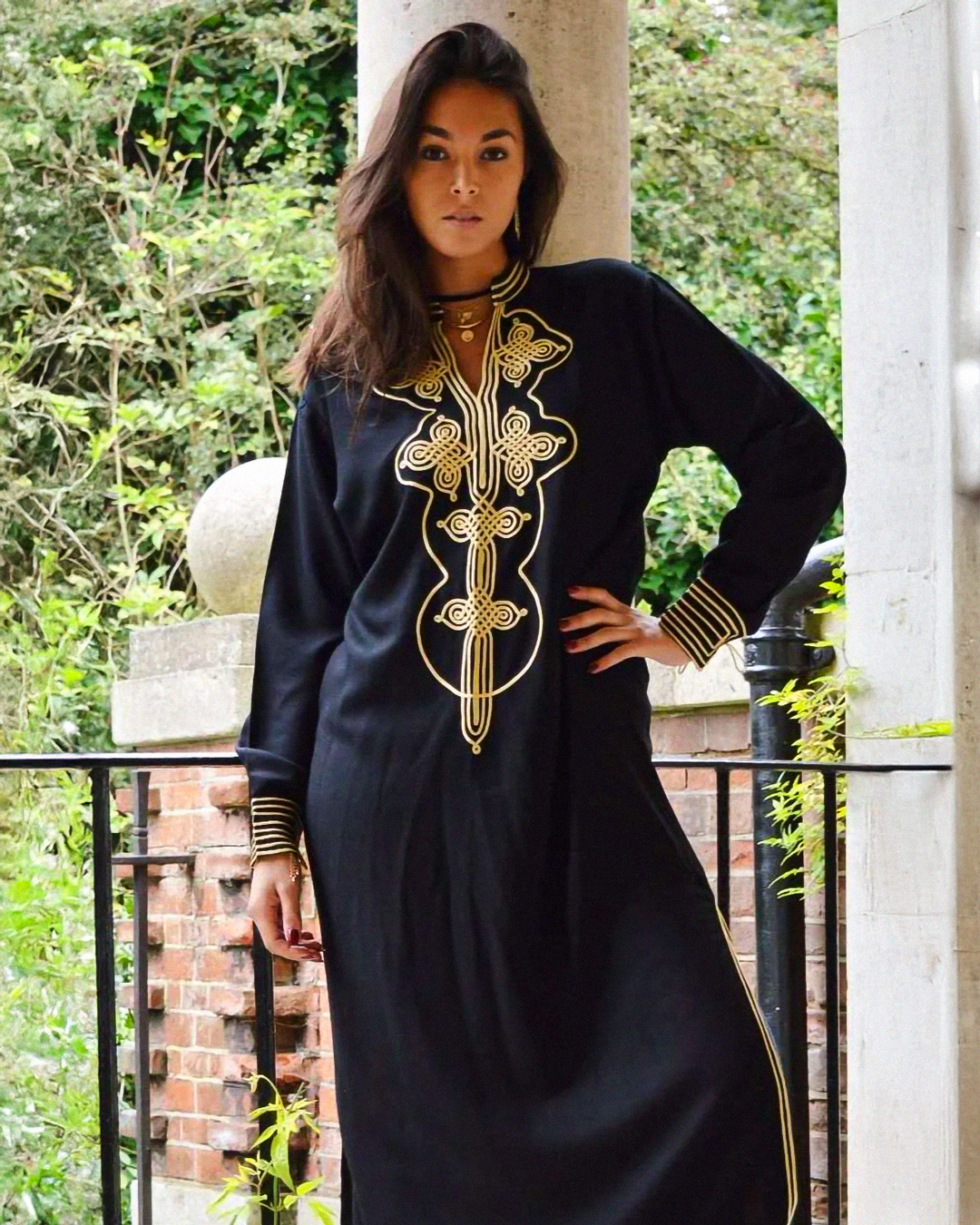 Kaftan Marocain Noir Bohème Fatima avec Broderies