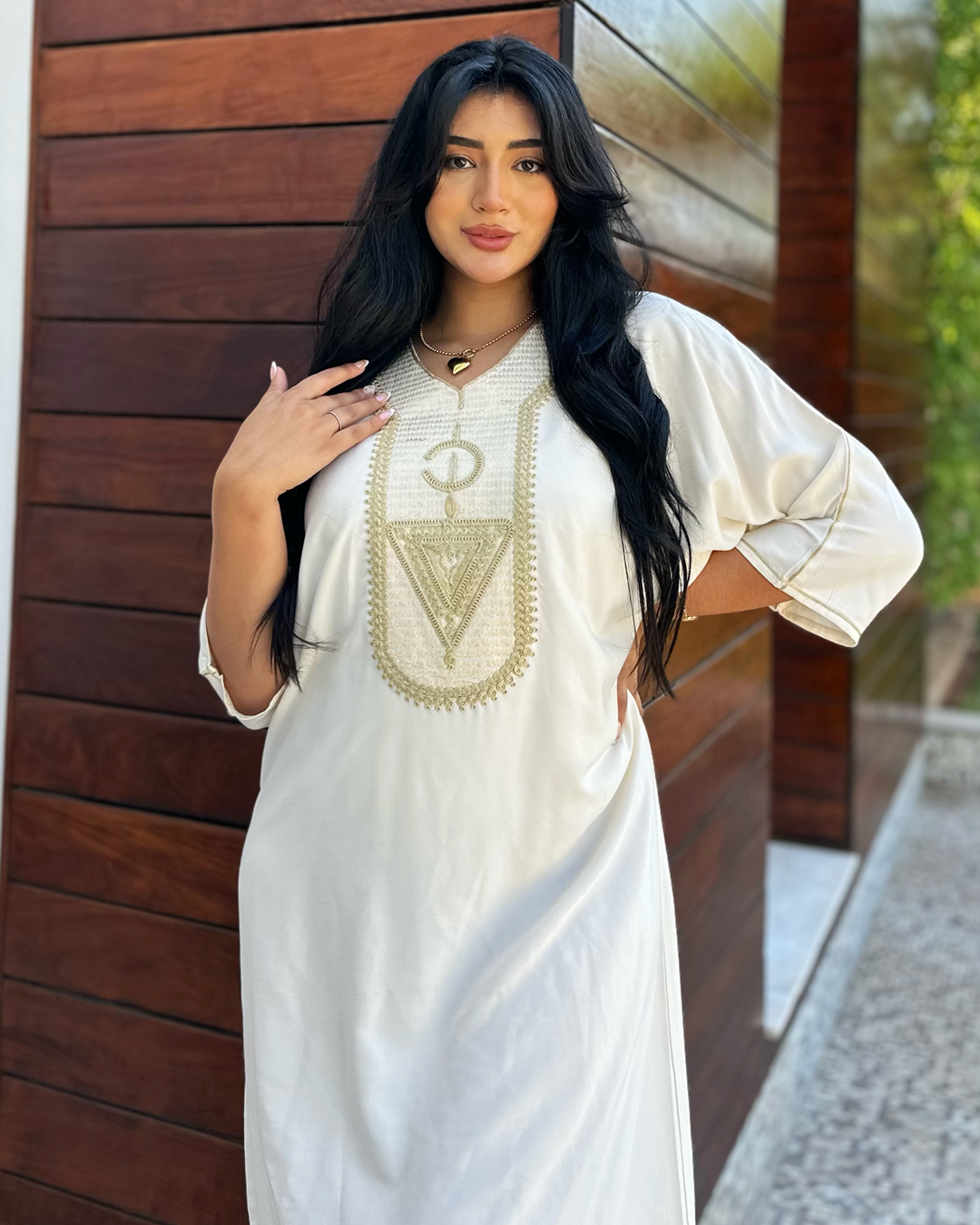 Gandoura – Tunique Beige Oversize au Motif Amazigh
