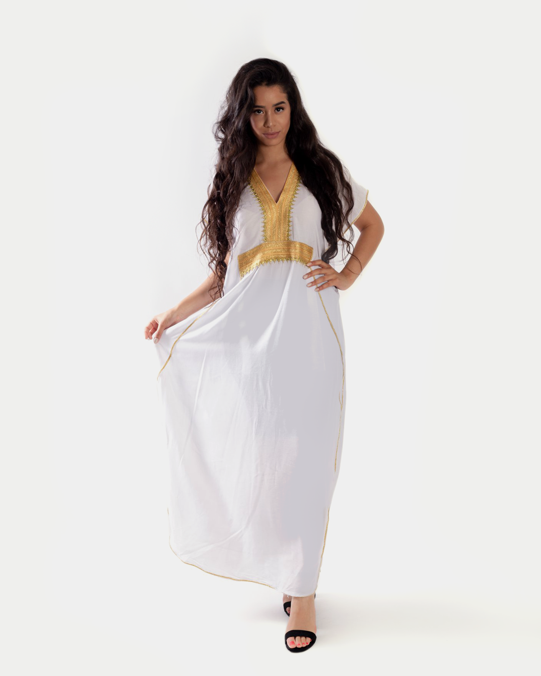 Gandoura – Robe Orientale Marocaine avec Broderie Dorée