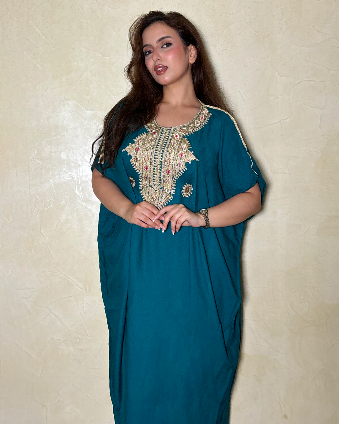 Gandoura – Robe Bleu Pétrole Oversize avec Broderie Amazigh