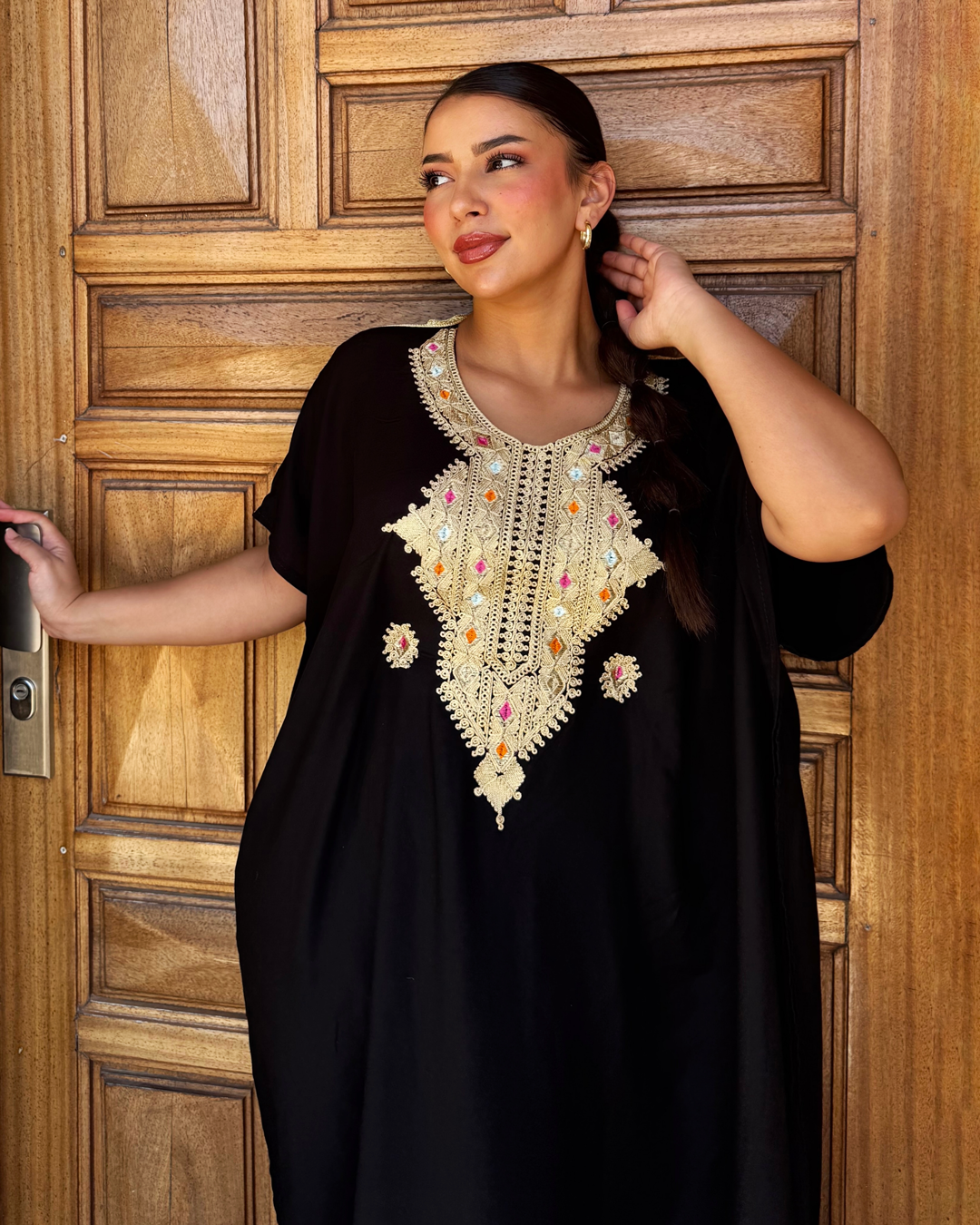 Gandoura – Robe Noir Oversize avec Broderie Amazigh