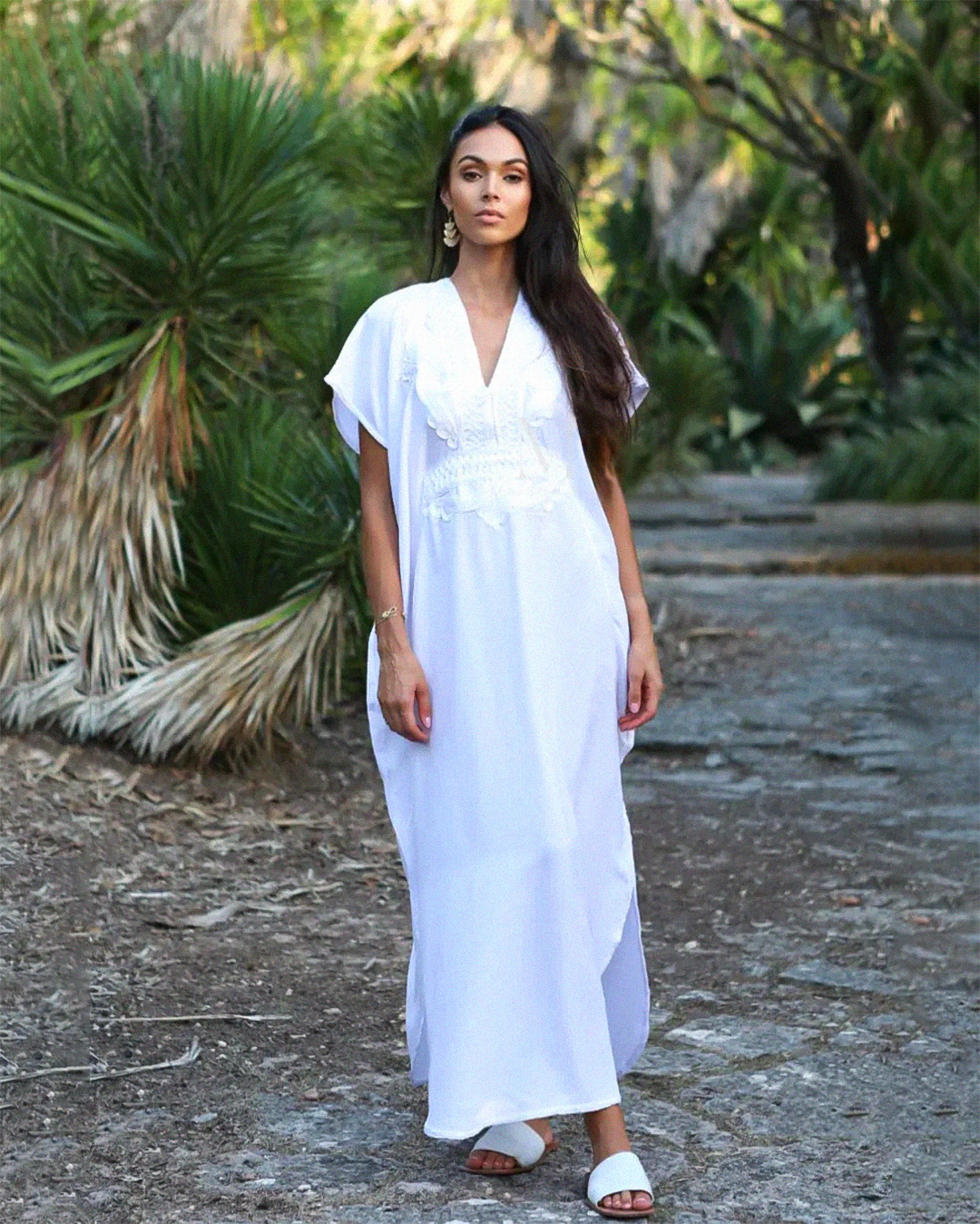 Gandoura – Kaftan Blanc Décontracté avec Broderie