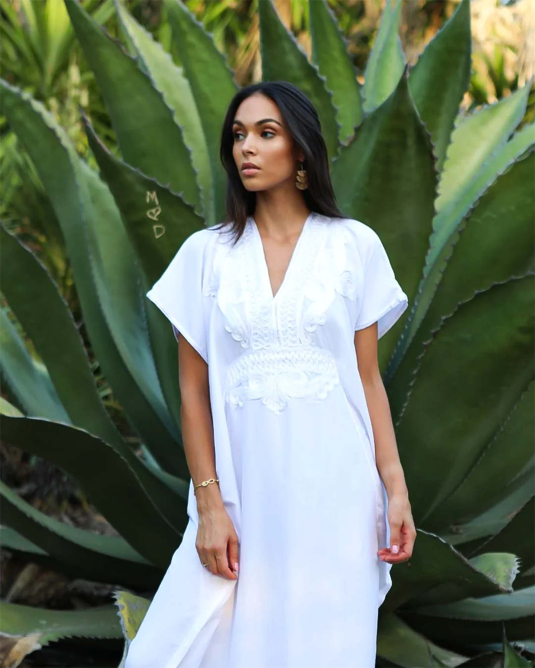 Gandoura – Kaftan Blanc Décontracté avec Broderie