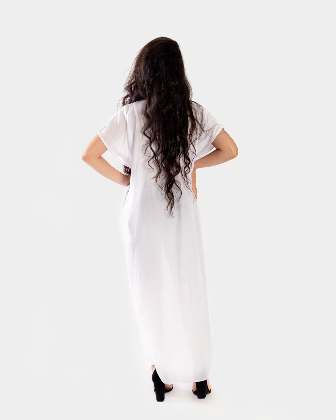 Gandoura – Moroccan Chic Dress Kaftan with Embroidery