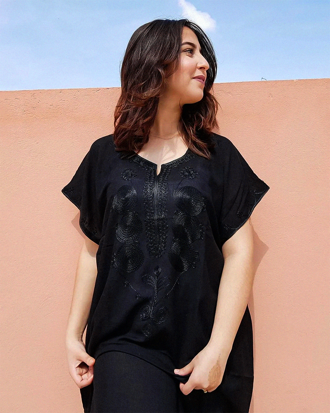 Gandoura Marrakchiya – Elegant Black Embroidered Kaftan Dress