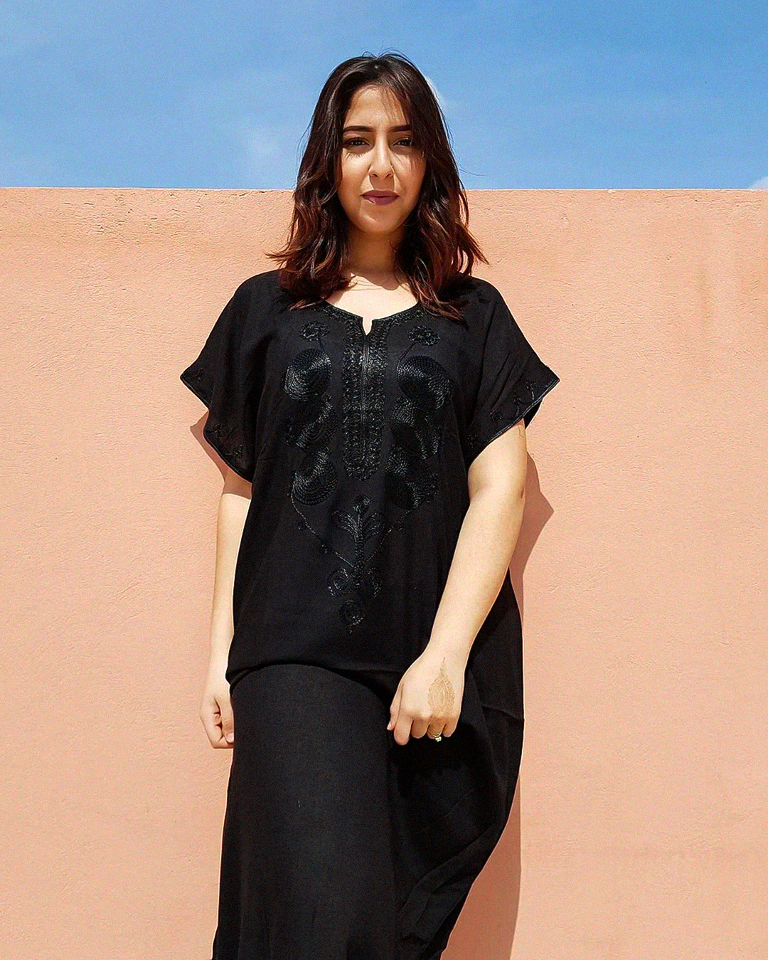 Gandoura Marrakchiya – Elegant Black Embroidered Kaftan Dress