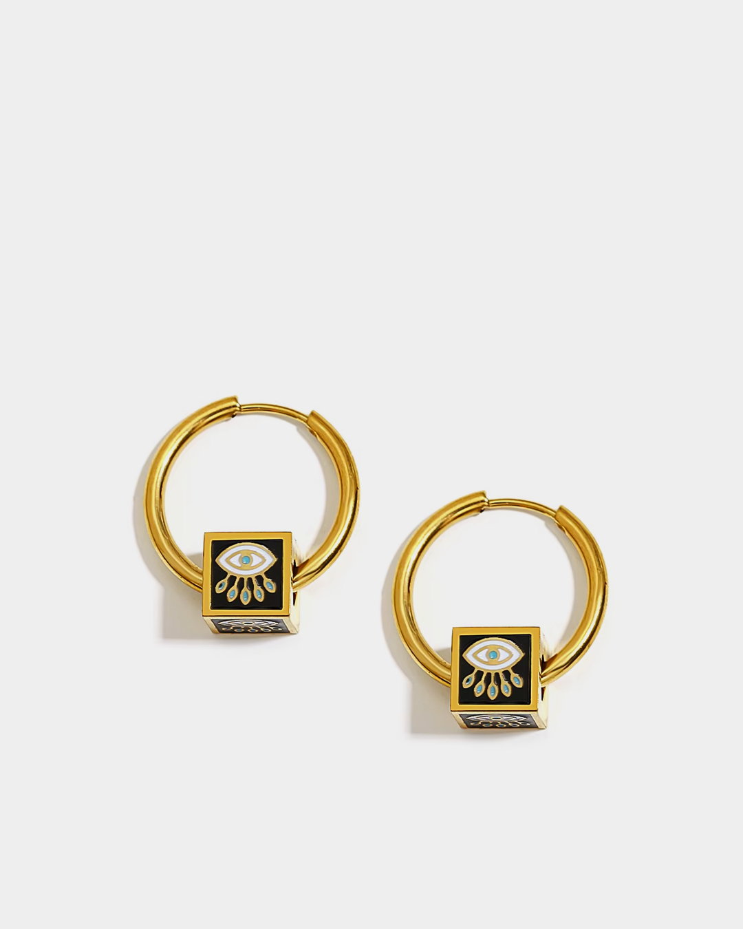 AMAYA – Eye Cube Earrings