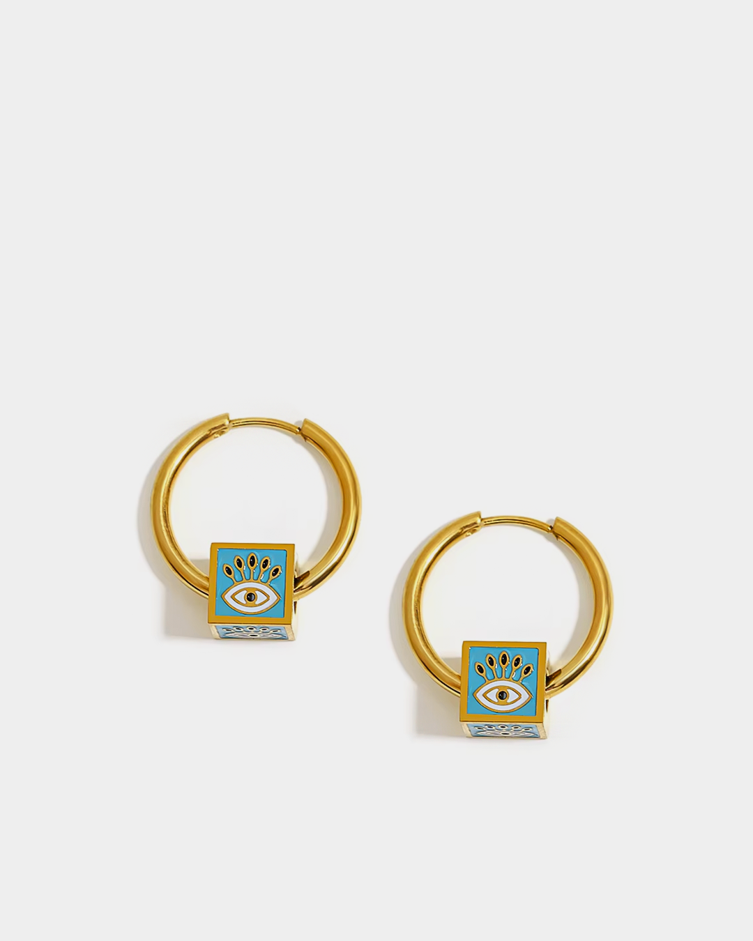 AMAYA – Eye Cube Earrings