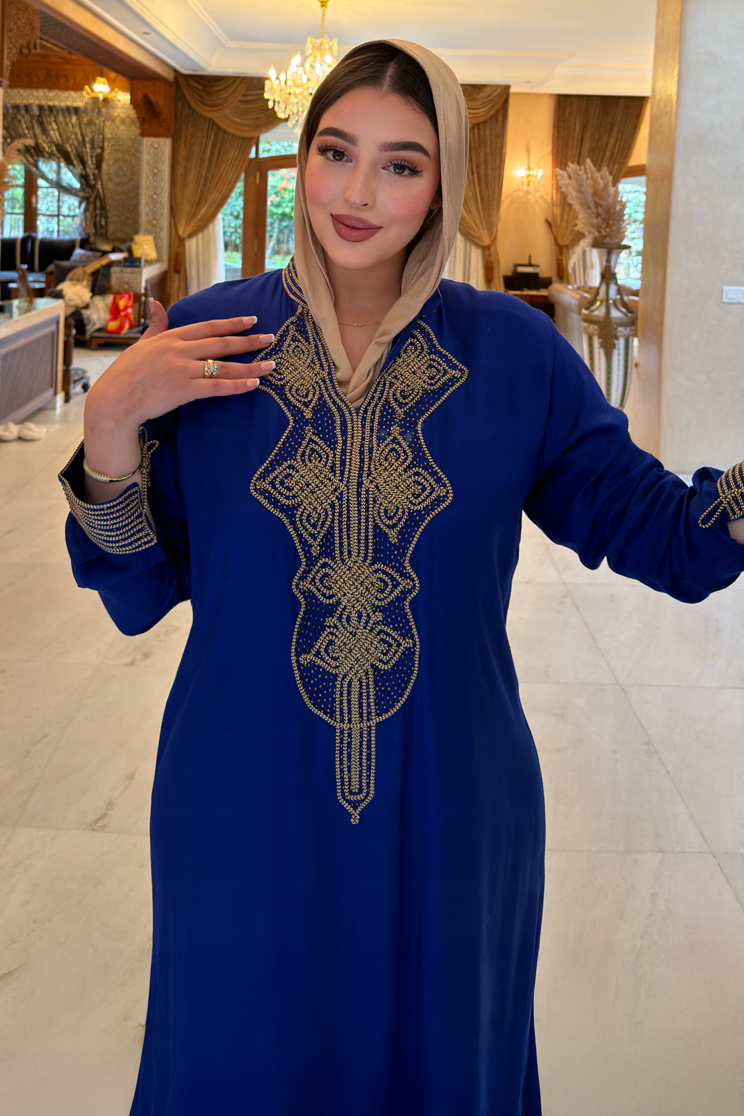 Nafissa – Caftan Perles Marocaines