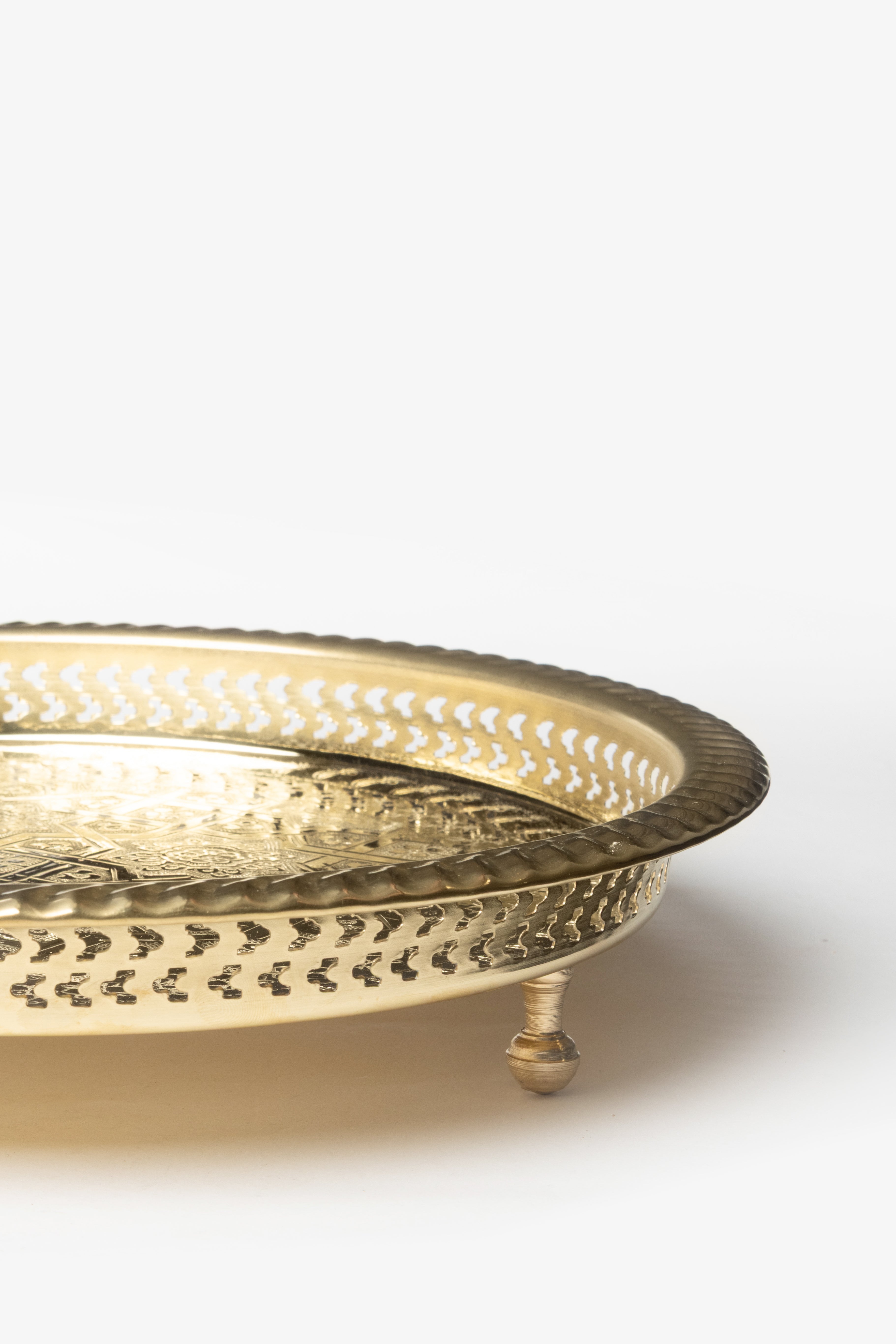 Layali – Moroccan Legs Tray with Traditional Engravings