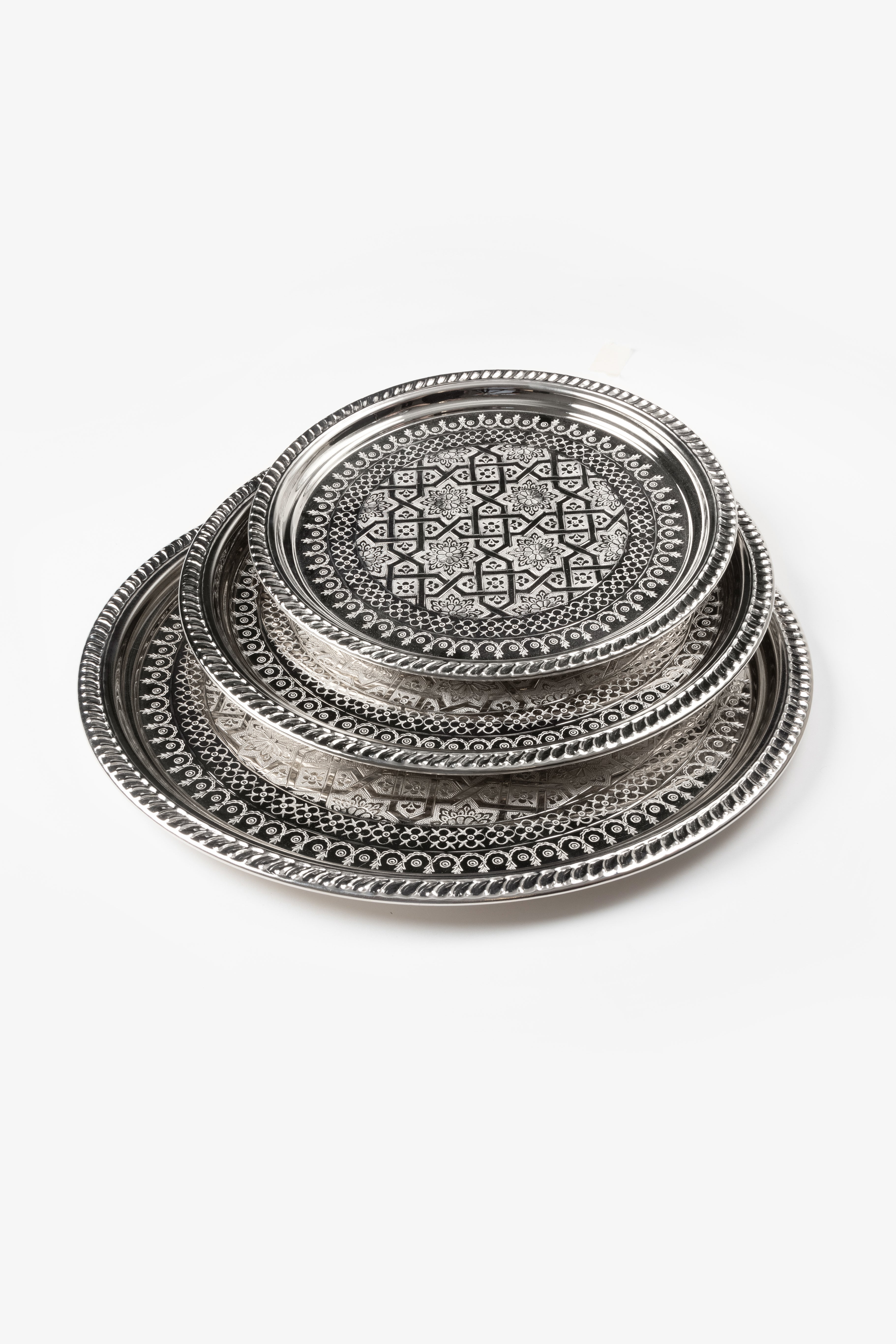 Safaa – Moroccan Tray with Traditional Engravings