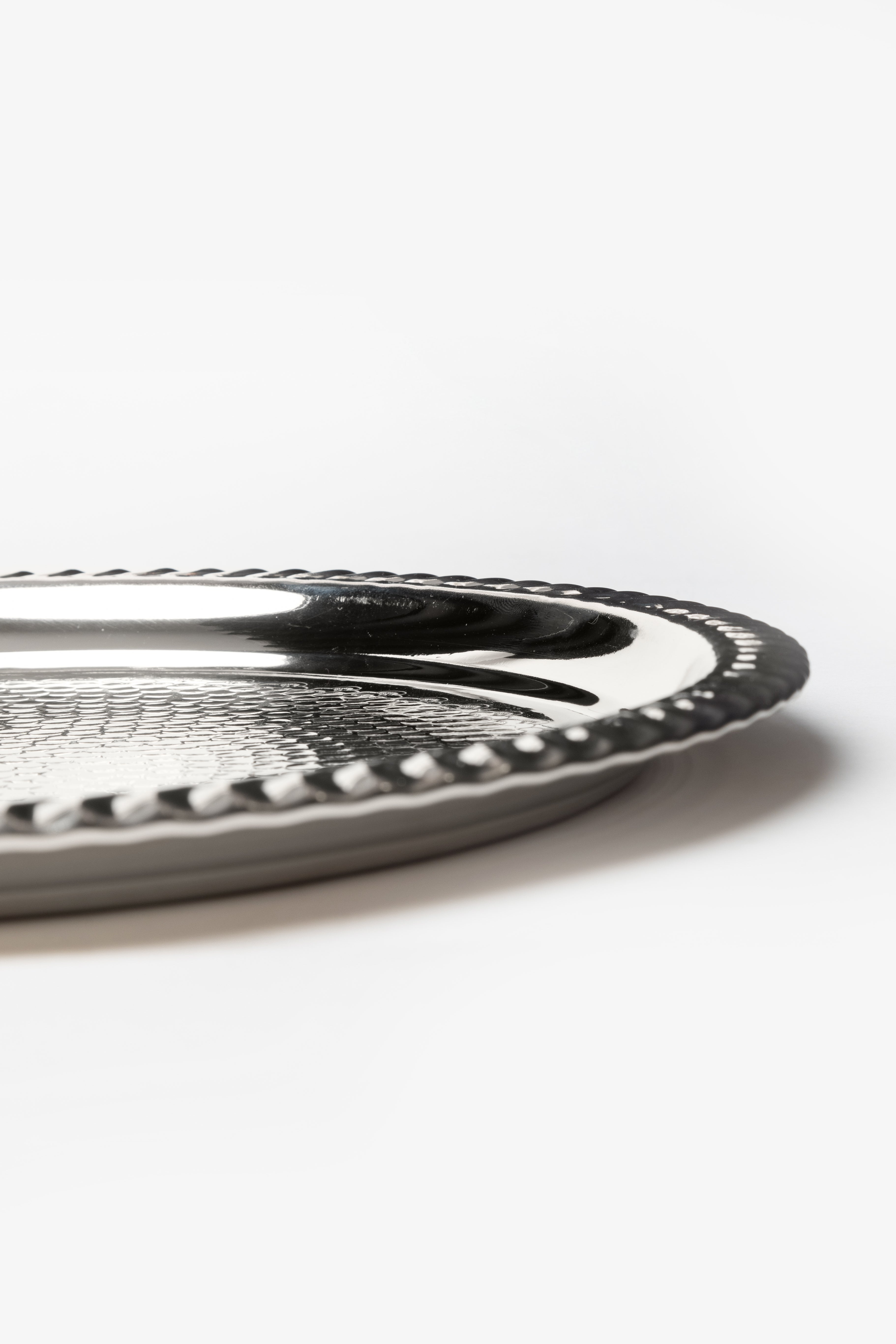 Nour – Moroccan Tray with Hammered Finish