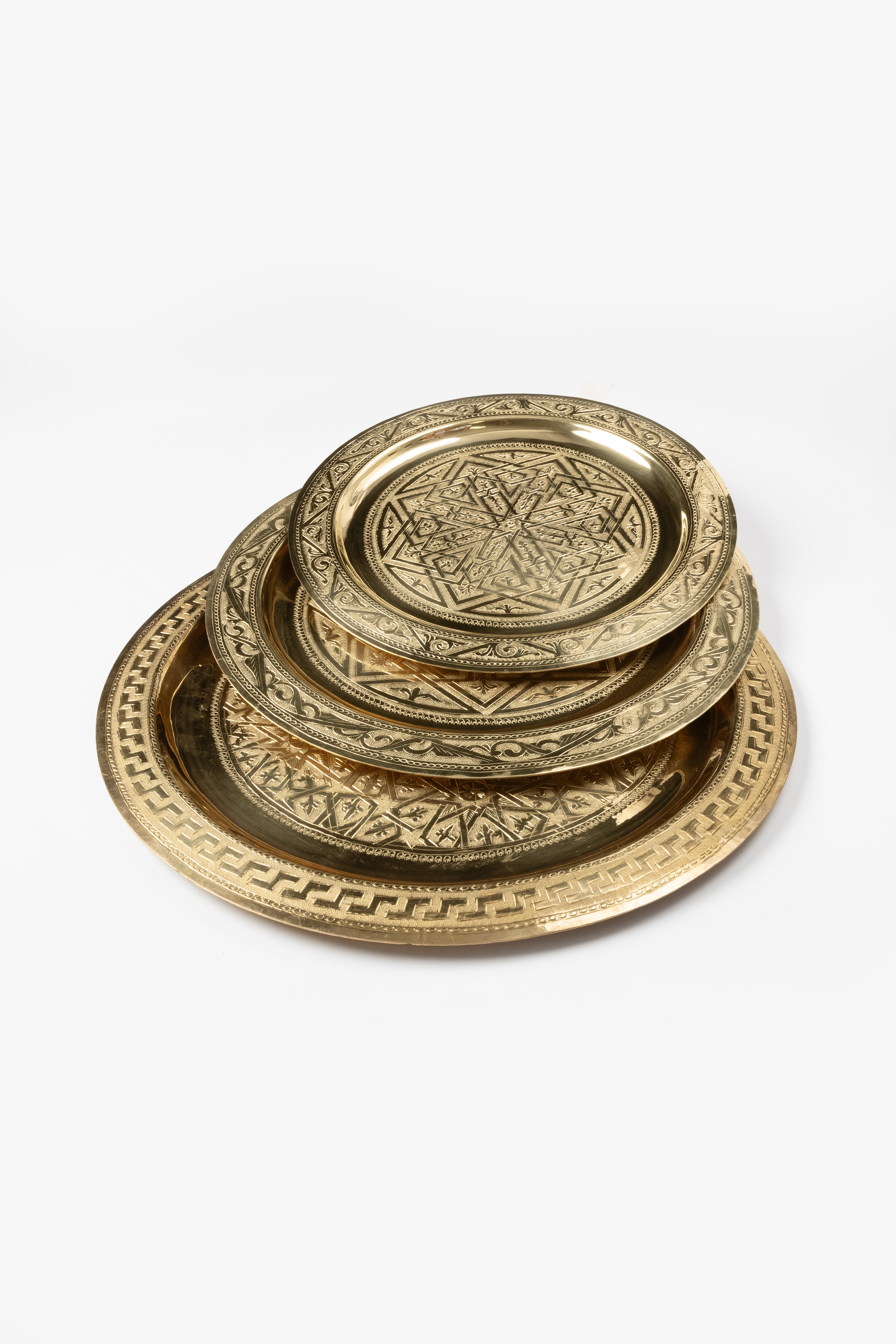 Malika – Moroccan Tray with Traditional Engravings